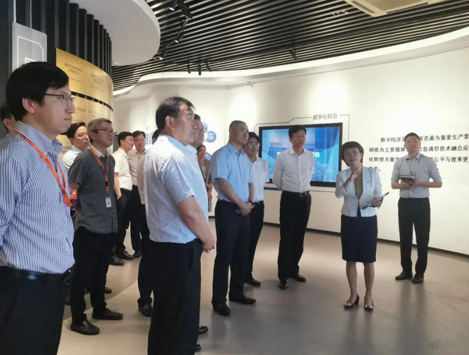 久事公交智慧公交调度运营系统荣获国家级“科技进步奖”二等奖